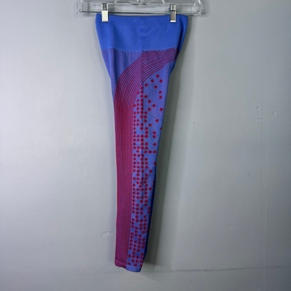 Fabletics High-Waisted Seamless Star Capri Leggings Crystal Blue Red Women's XS - Picture 12 of 13